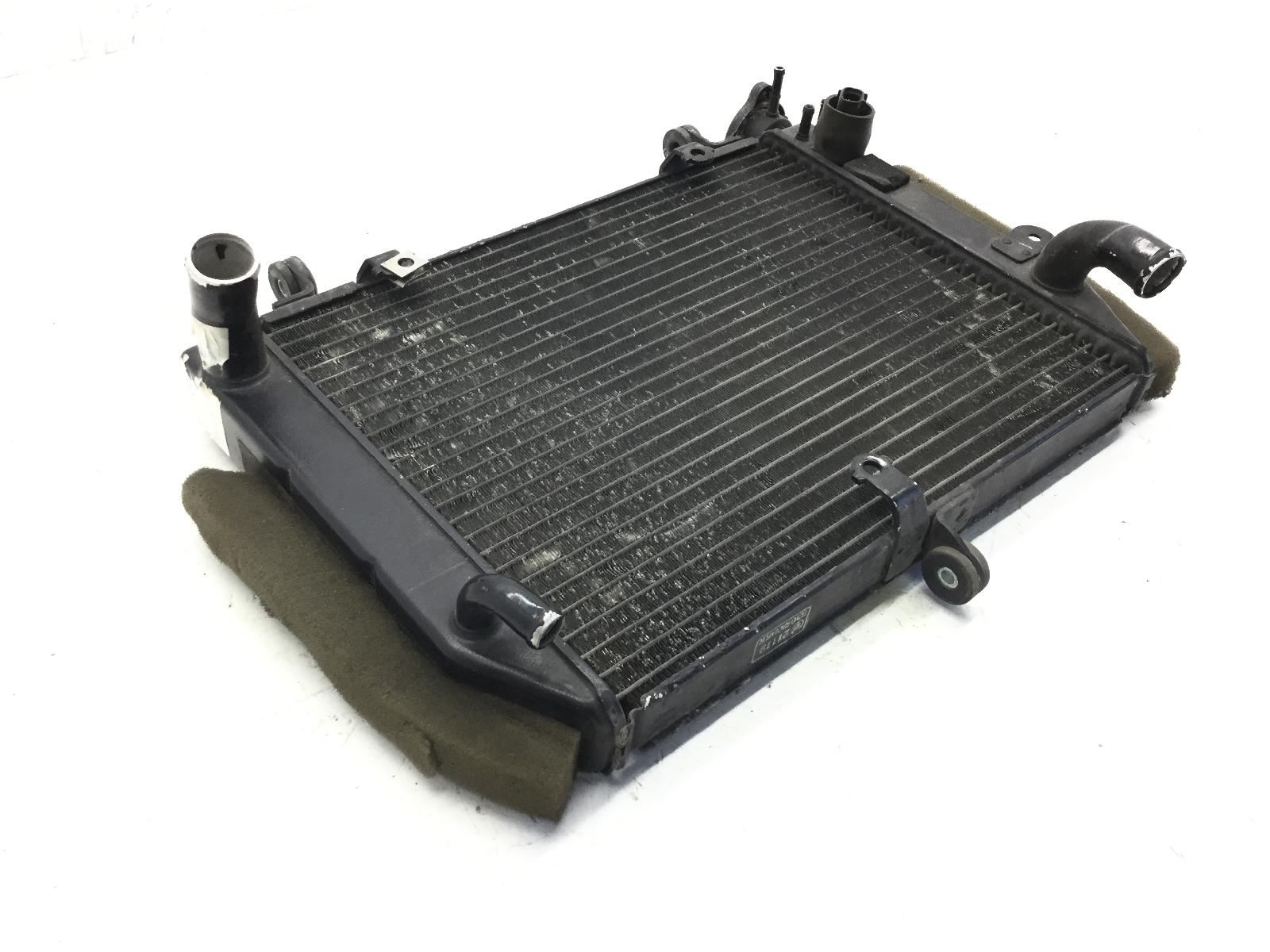 Yamaha yzf r6 600 radiatore e tappo 2001 2002 rj036-rj037
