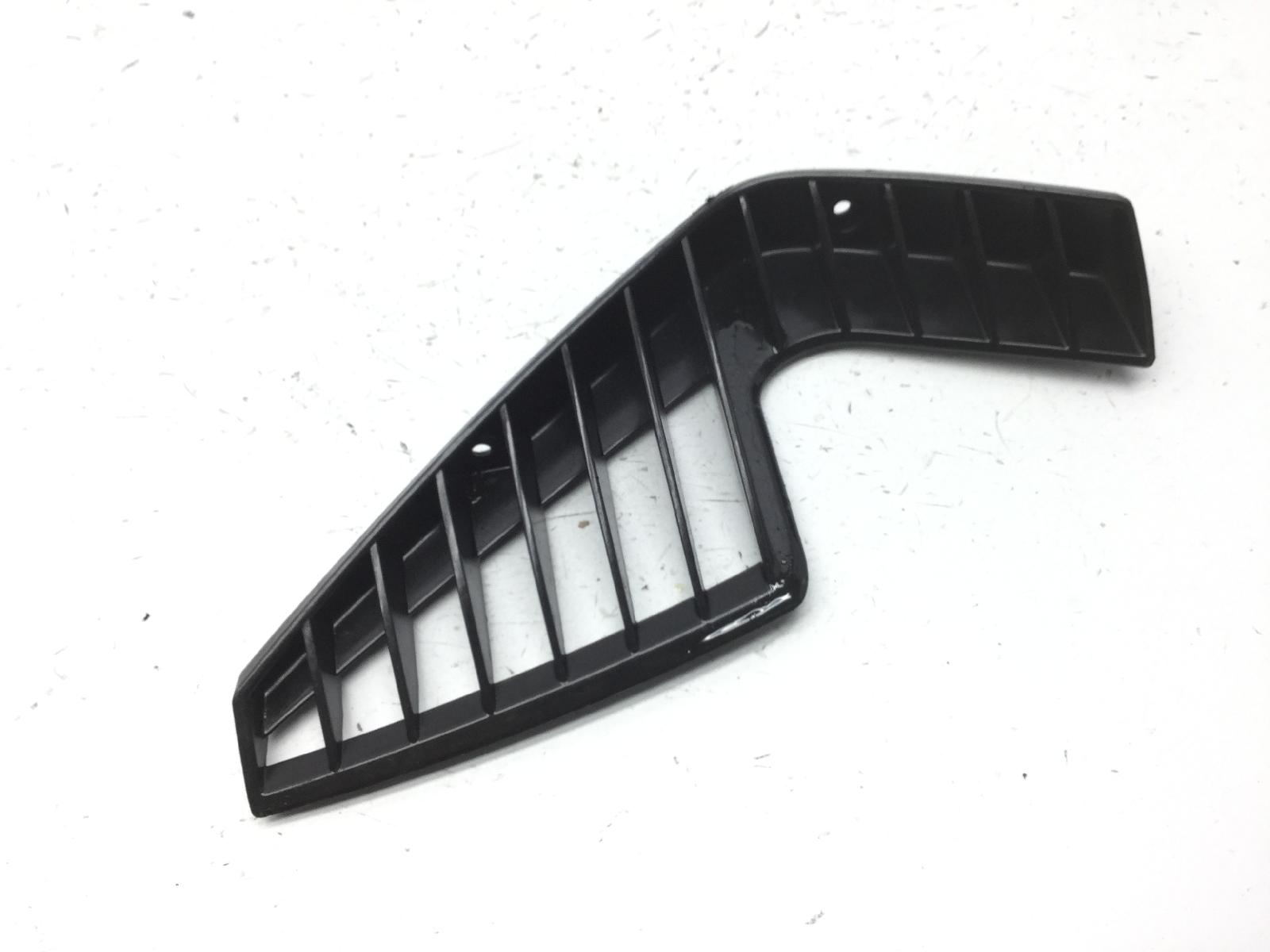 Benelli caffe' nero 150 griglia destra carena controscudo retroscudo 2011 2011 t1310