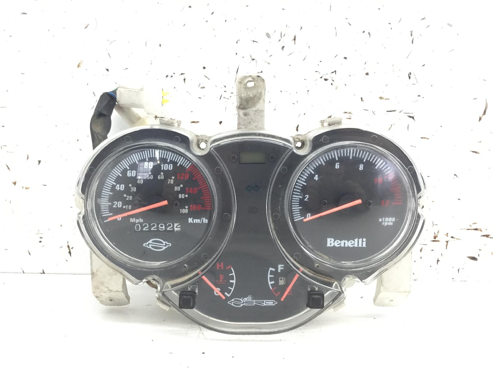 Benelli caffe' nero 150 strumentazione tachimetro contachilometri 2011 2011 t1310