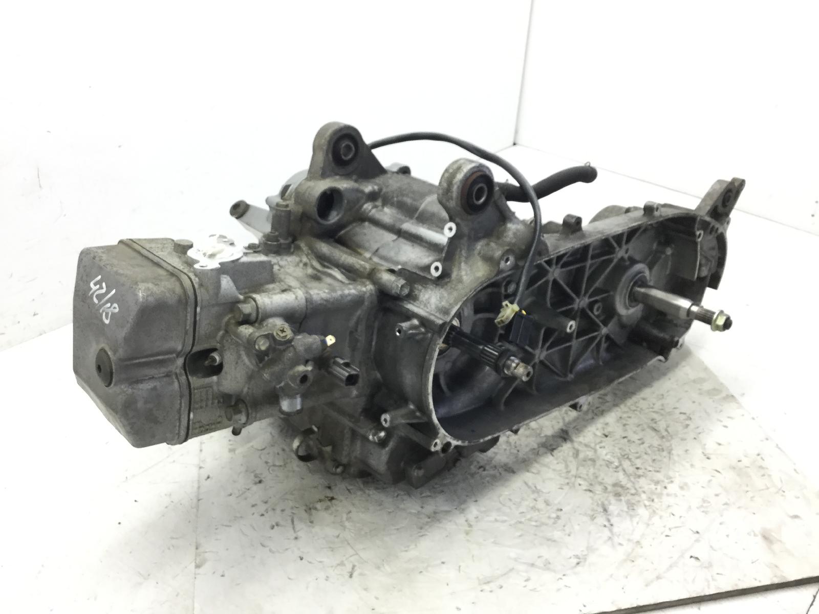 Suzuki burgman uh 125 blocco motore engine semi completo m: f490 2009 2009 cc111