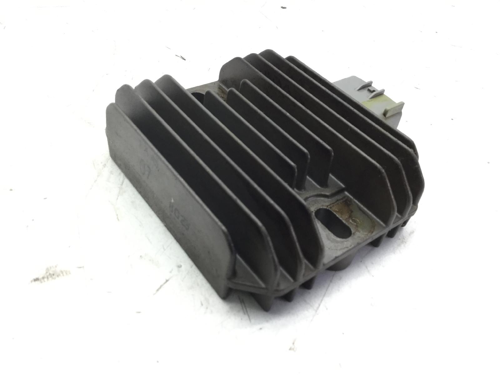 Suzuki burgman uh 125 regolatore di tensione 2009 2009 cc111
