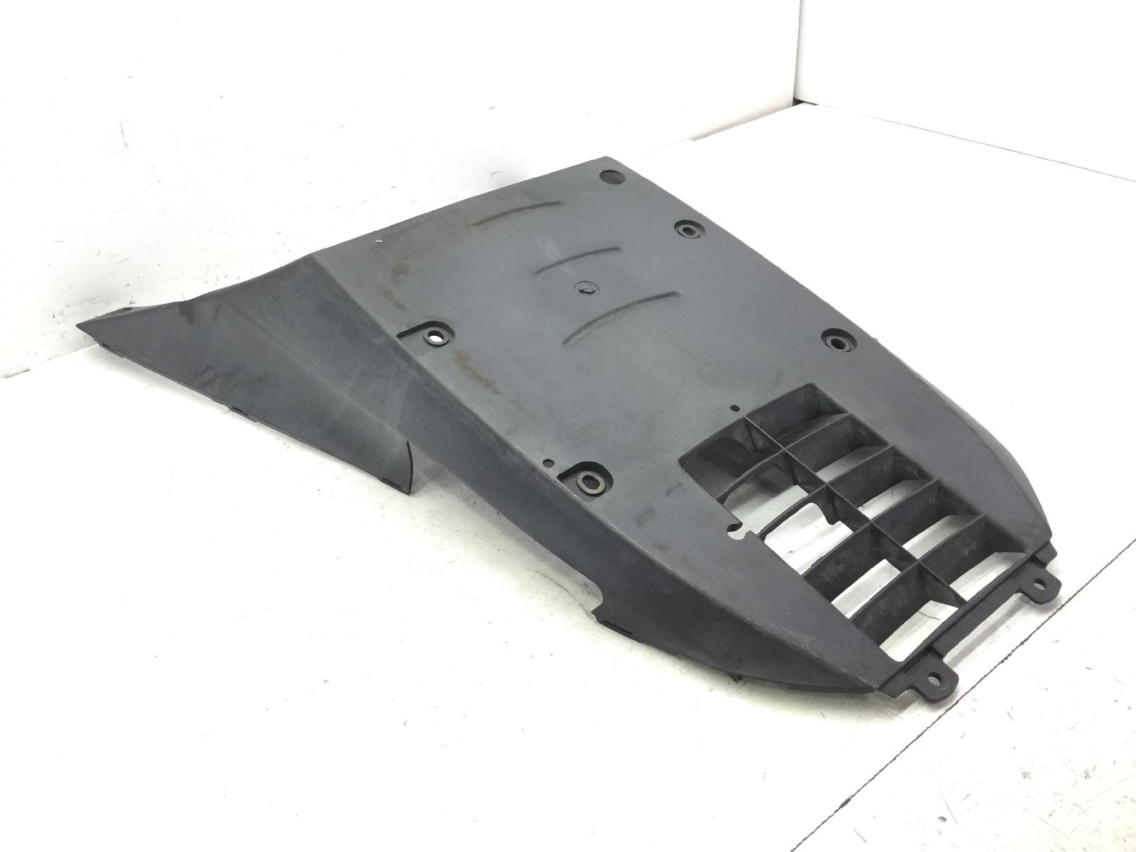 Suzuki burgman uh 125 carena sottopedana 2009 2009 cc111