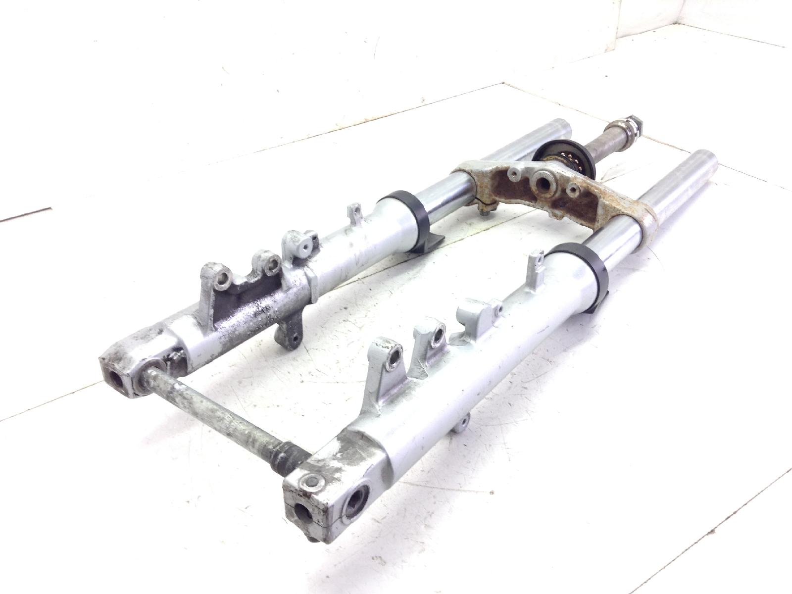 Suzuki sv k3 650 forcella - piccoli punti di ruggine su parte alta steli 2003 2003 by111