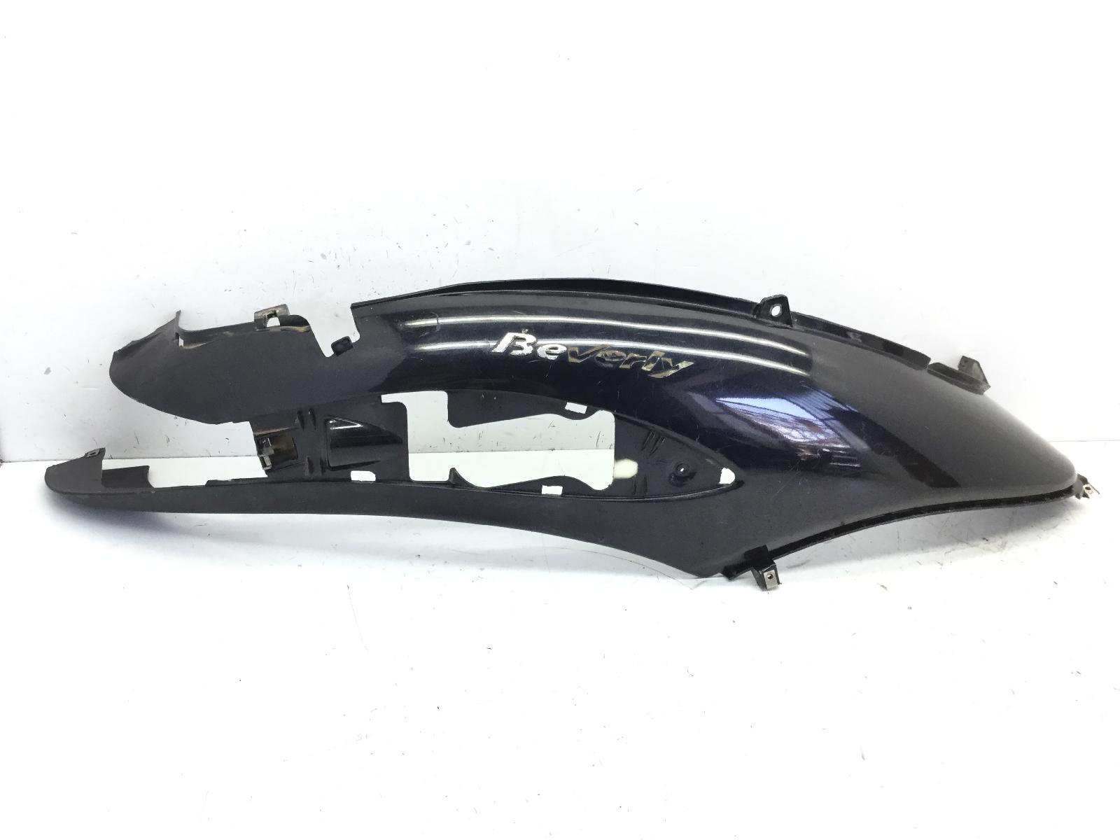 Piaggio beverly 125 carena fiancata posteriore destra 2004 2005 m28400