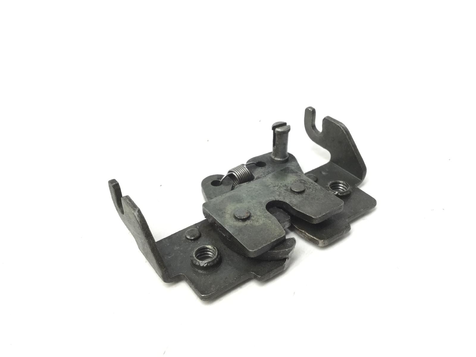 Piaggio beverly 125 gancio apertura sella saddle 2004 2005 m28400