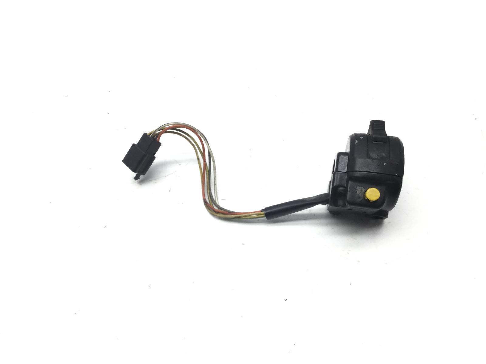 Suzuki uc epicuro 150 commutatore devio luci destro perno rotto 1999 2001 ay111