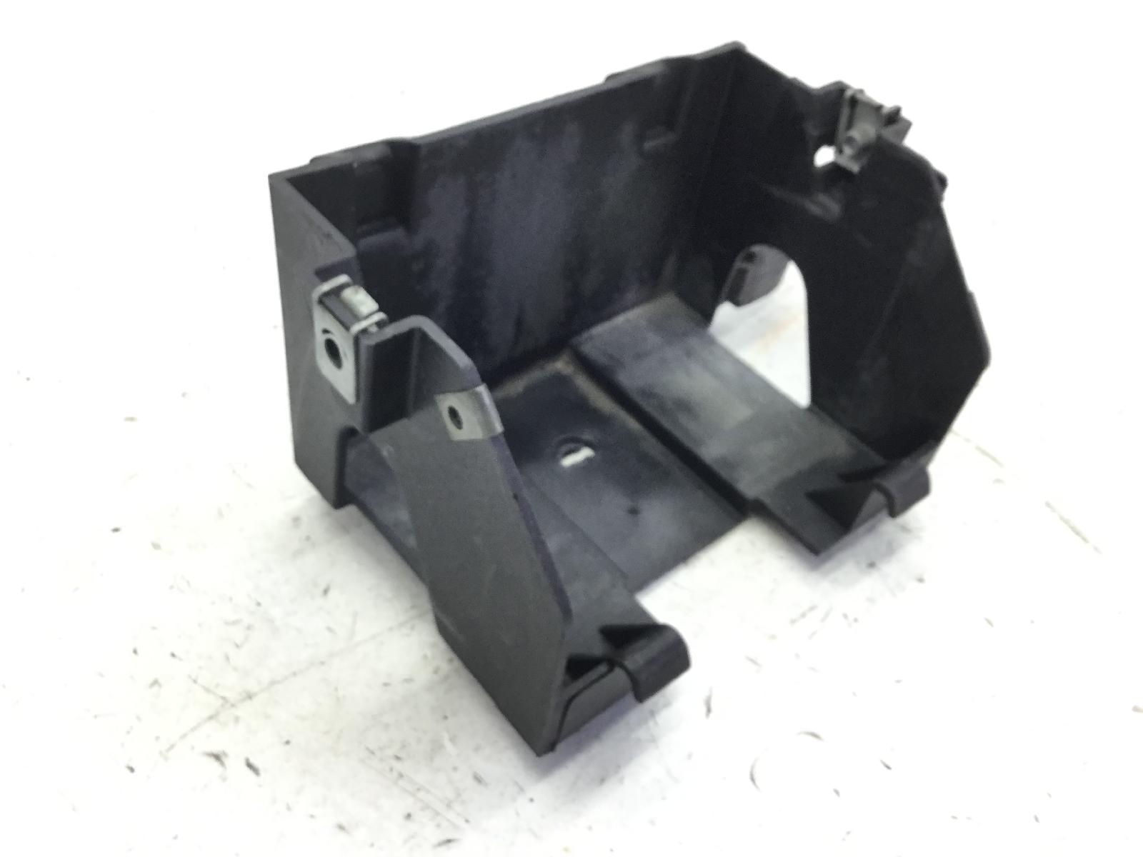 Renault full time benelli adiva 150 carena vano batteria 2005 2005 zbnd101011....