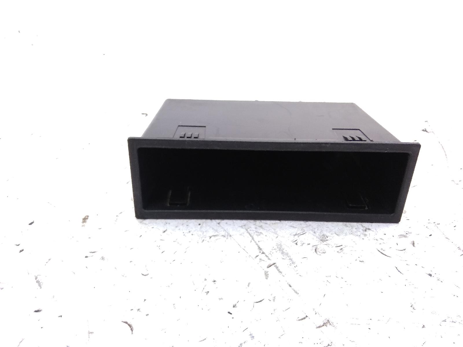 Renault full time benelli adiva 150 vano portastereo carena controscudo 2005 2005 zbnd101011....