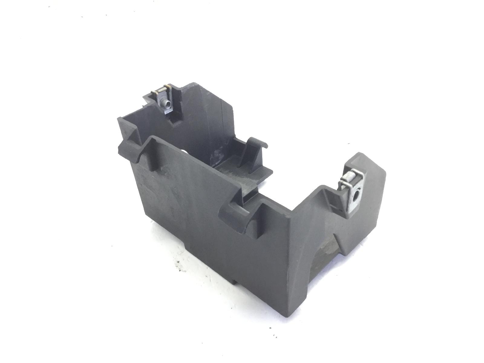 Renault full time benelli adiva 150 carena scatola vano supporto batteria 2005 2005 zbnd101011....