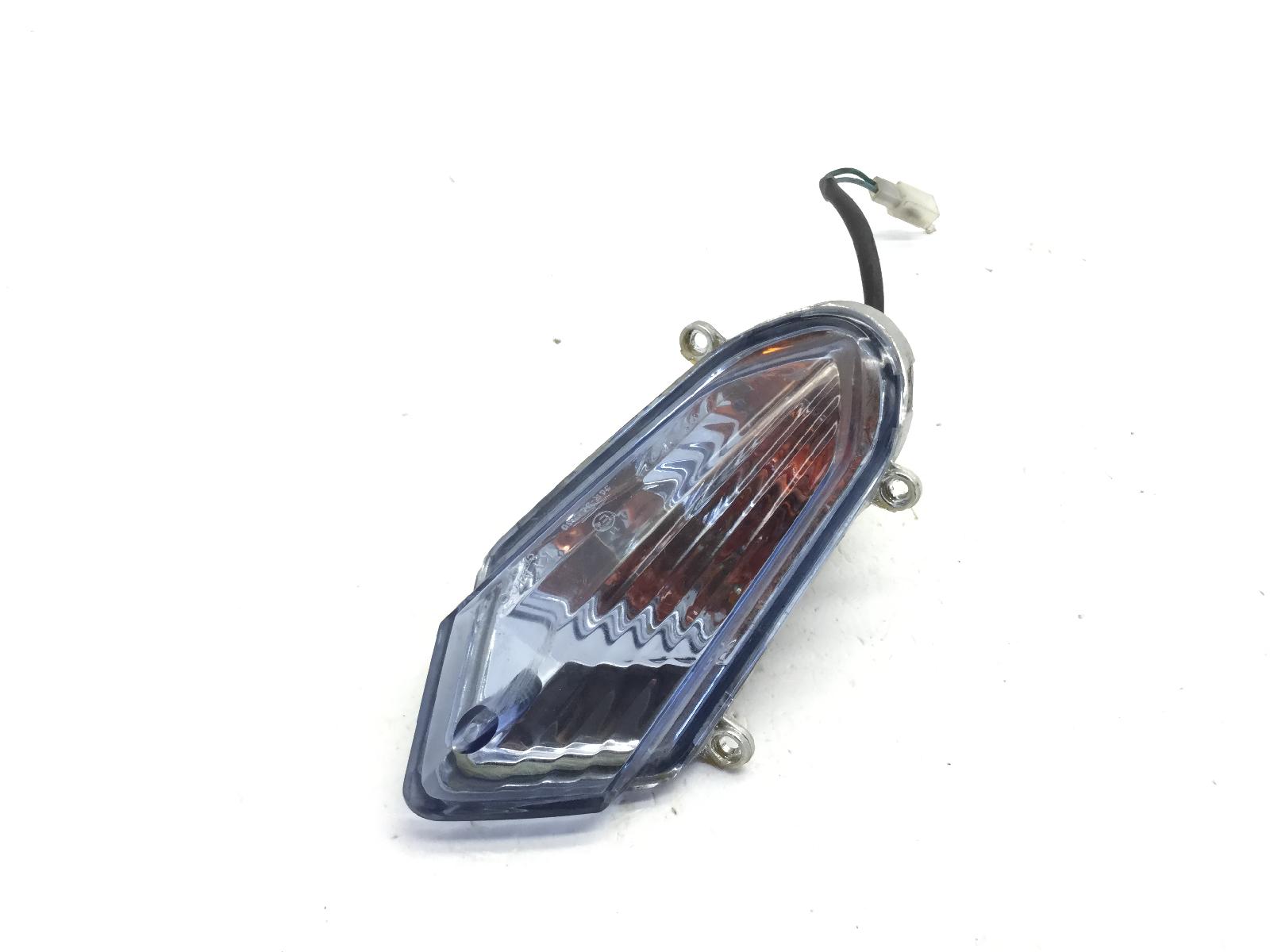 Kymco agility r16 4t 125 freccia anteriore destra - attacco rotto 2012 2012 c20000