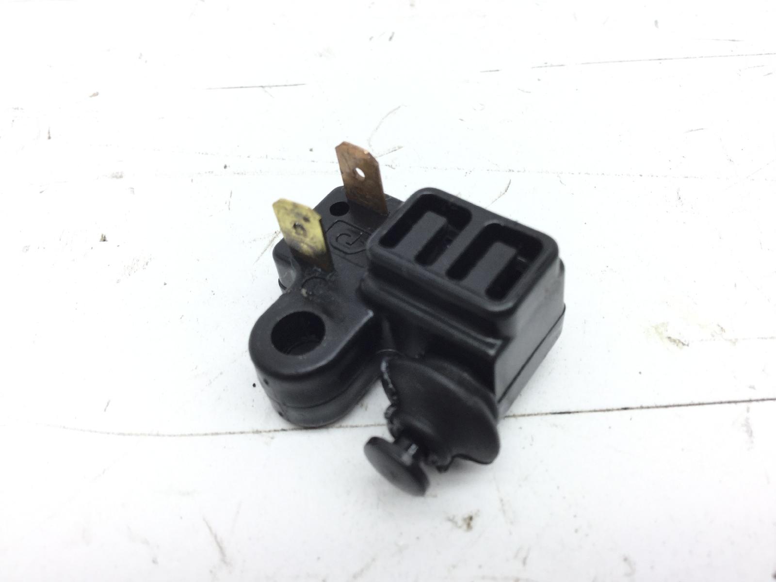 Yamaha x-max yp r momodesign 400 interruttore stop pompa freno anteriore 2014 2014 sh071-sh075