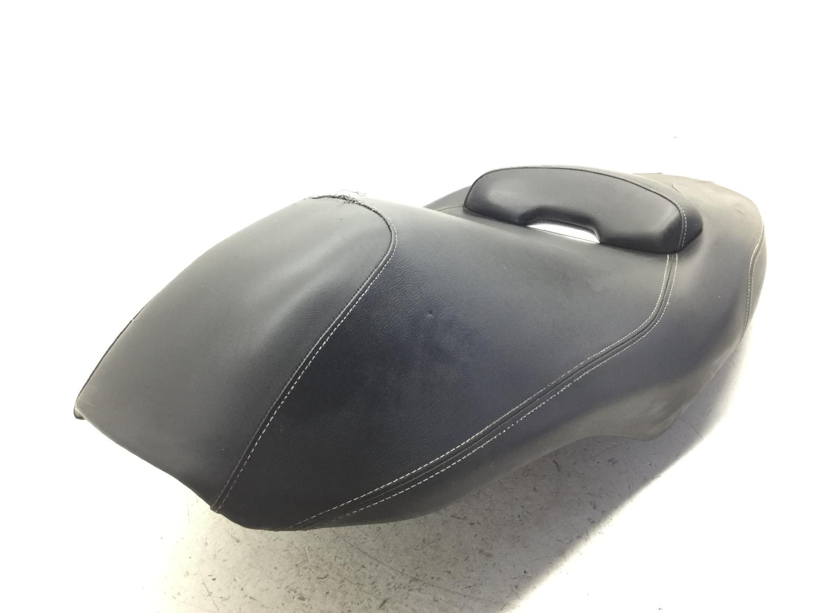 Yamaha x-max yp r momodesign 400 sella saddle - strappo e difetti su fodera 2014 2014 sh071-sh075