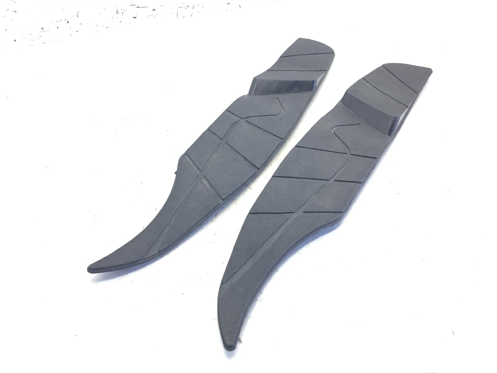 Aprilia atlantic 250 coppia tappetini pedana pavimento poggiapiedi 2003 2005 spb