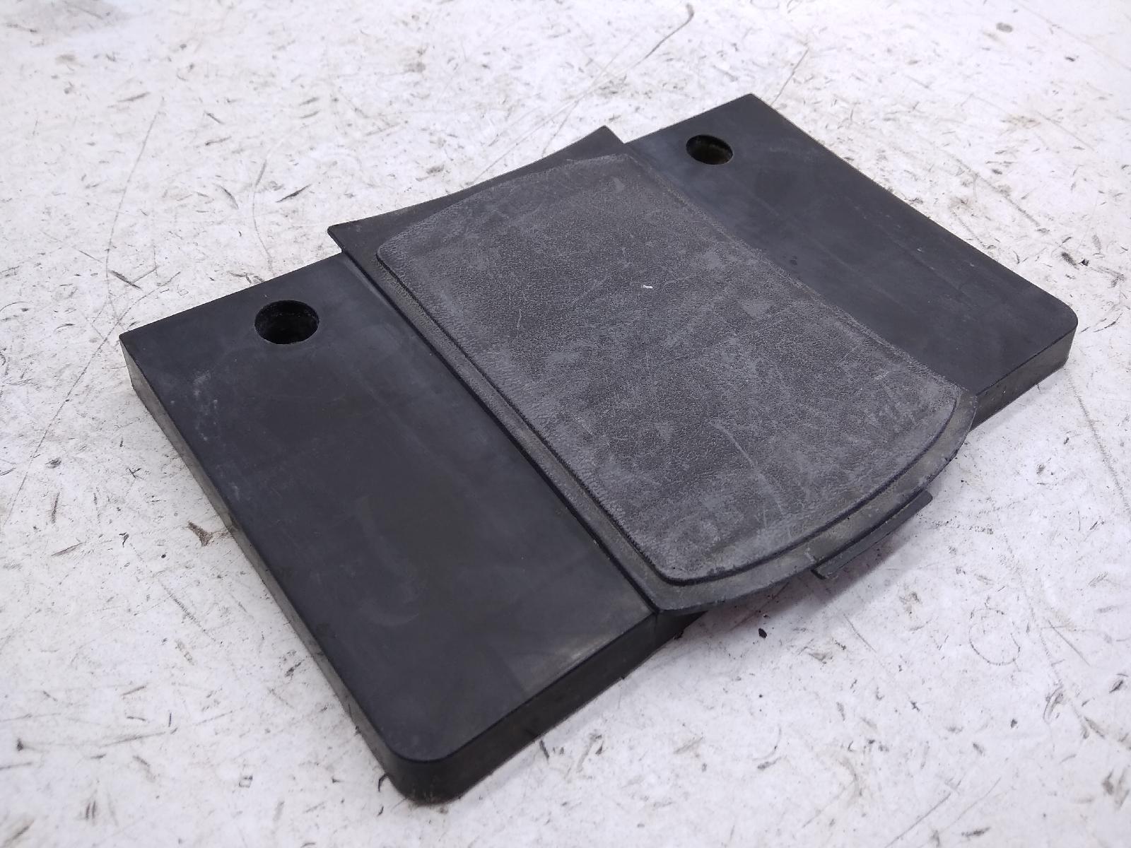 Mbk flame f xc 125 coperchio tappo batteria carena pedana 2000 2001 se032