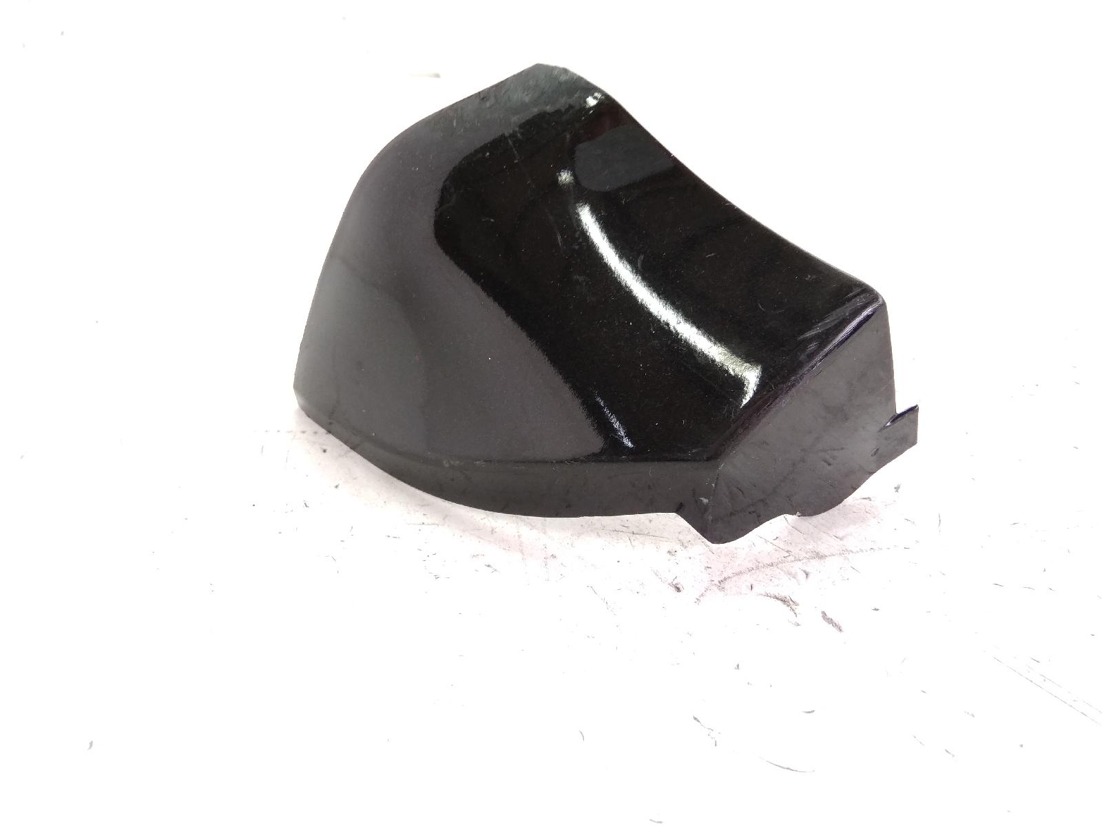 Piaggio vespa lx 4v 4t 50 carena coperchio sottopedana destro 2009 2013 c38700