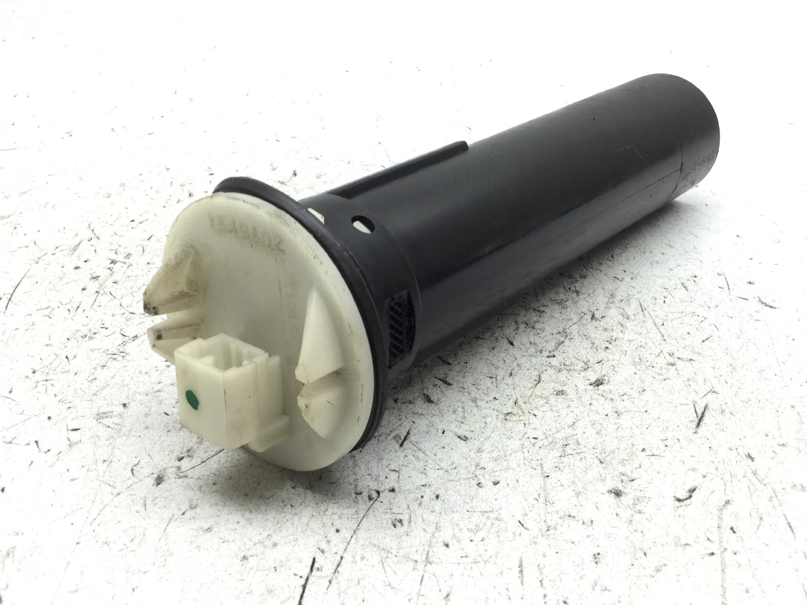 Piaggio vespa lx 4v 4t 50 galleggiante sonda livello benzina carburante 2009 2013 c38700