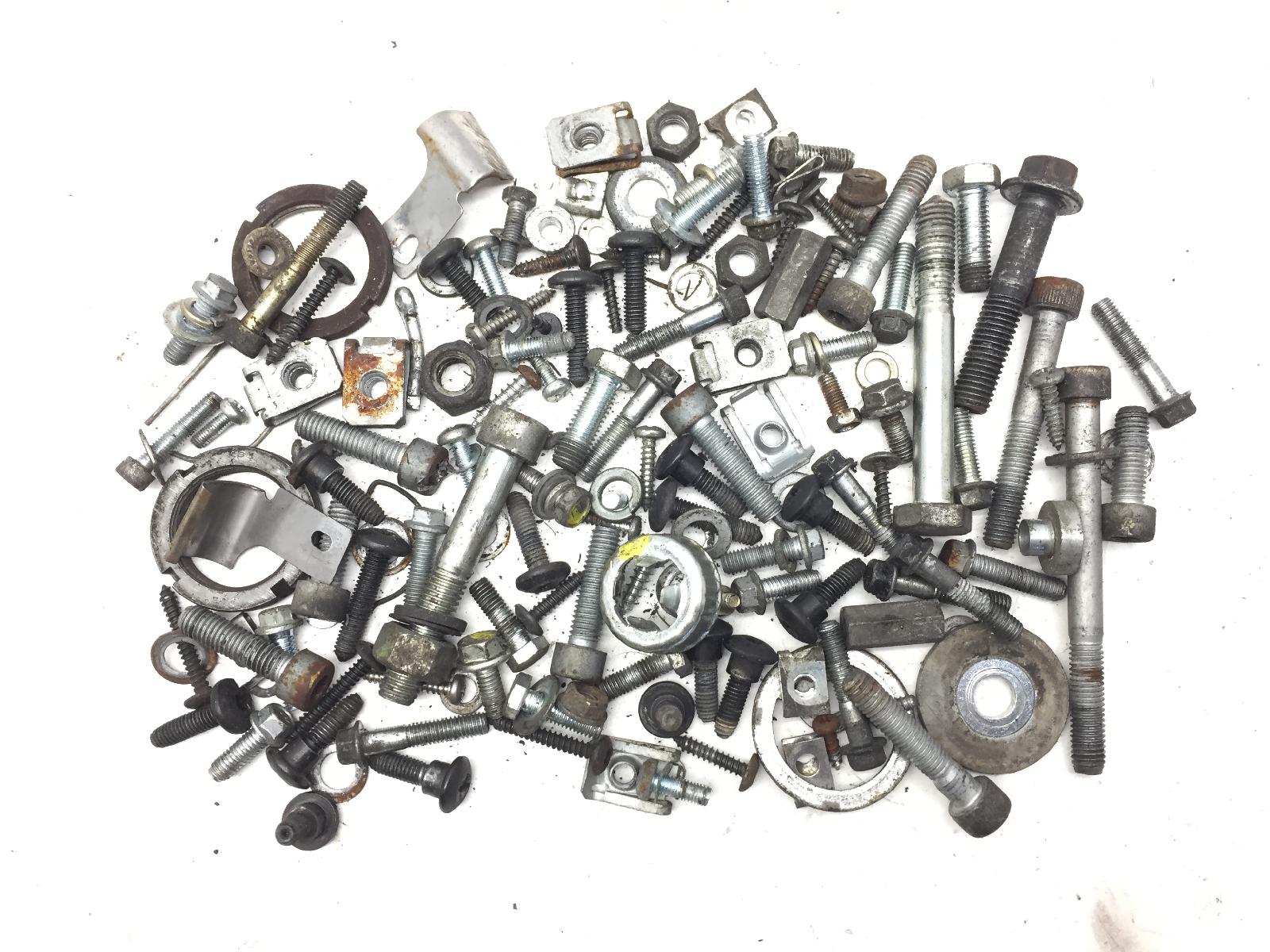 Piaggio vespa lx 4v 4t 50 kit viti e bulloni assortiti telaio 2009 2013 c38700