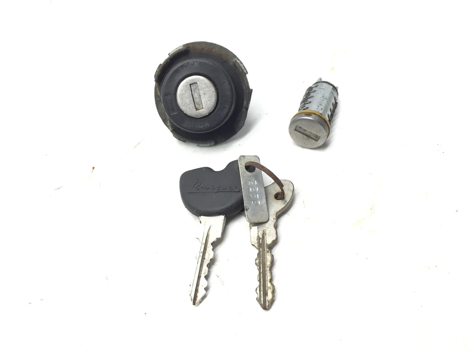 Piaggio vespa lx 4v 4t 50 blocchetto accensione serrature e chiavi 2009 2013 c38700