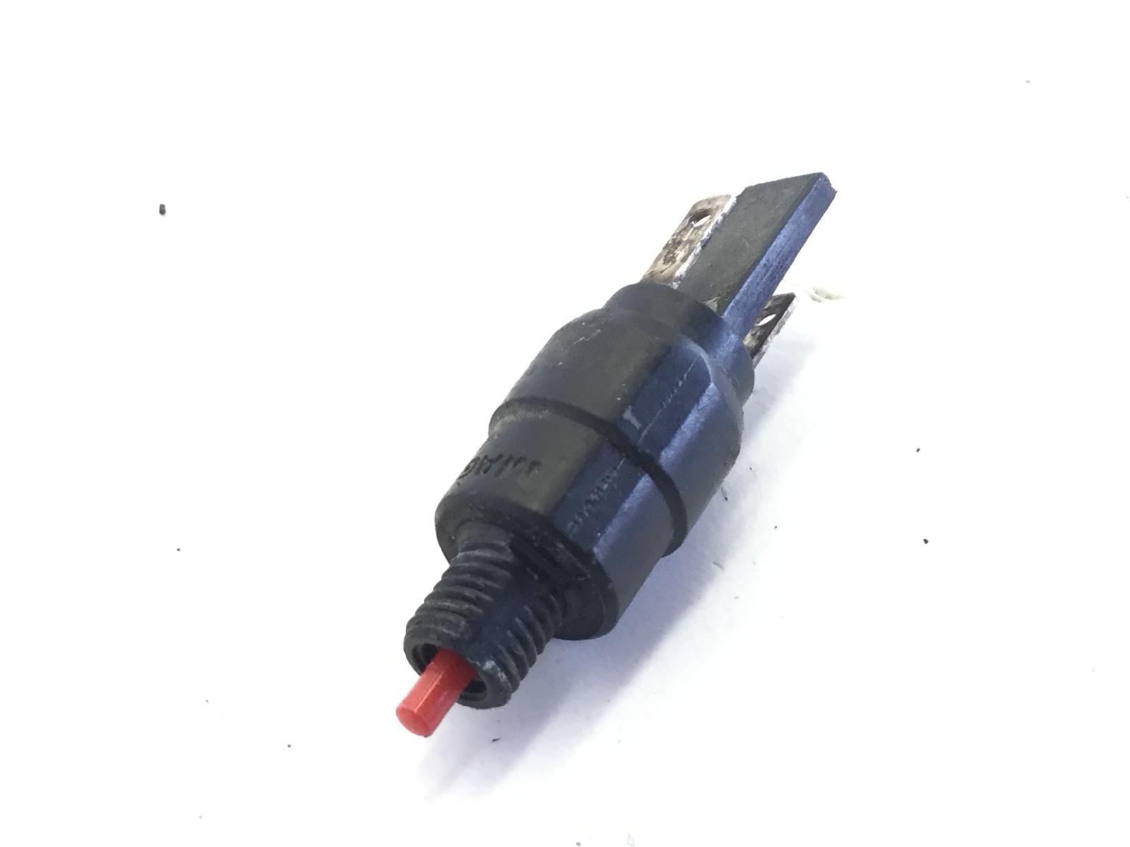 Piaggio vespa lx 4v 4t 50 sensore stop microstop freno anteriore destro 2009 2013 c38700