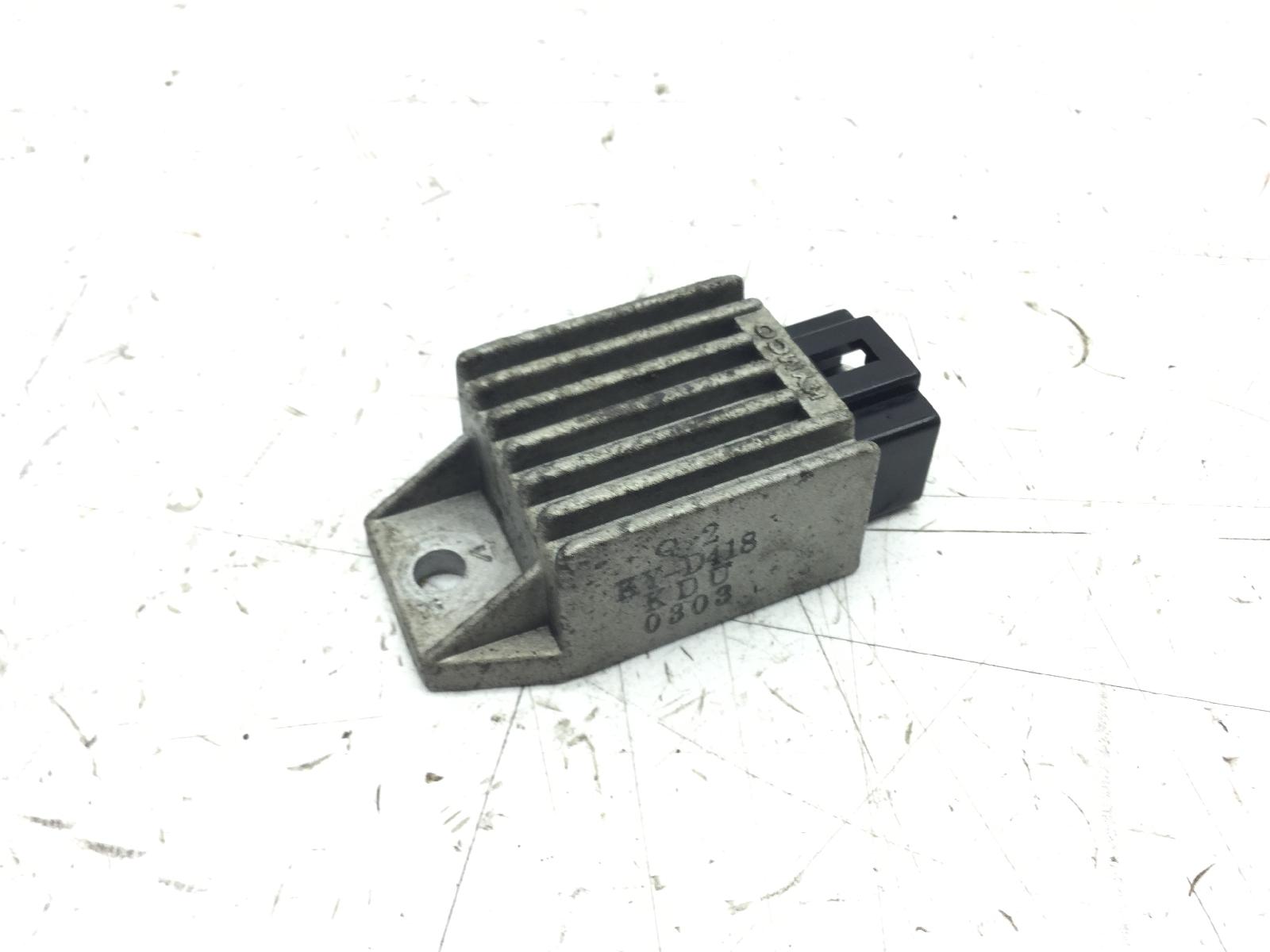 Kymco dink classic euro 2 50 regolatore di tensione 2003 2003 t80000