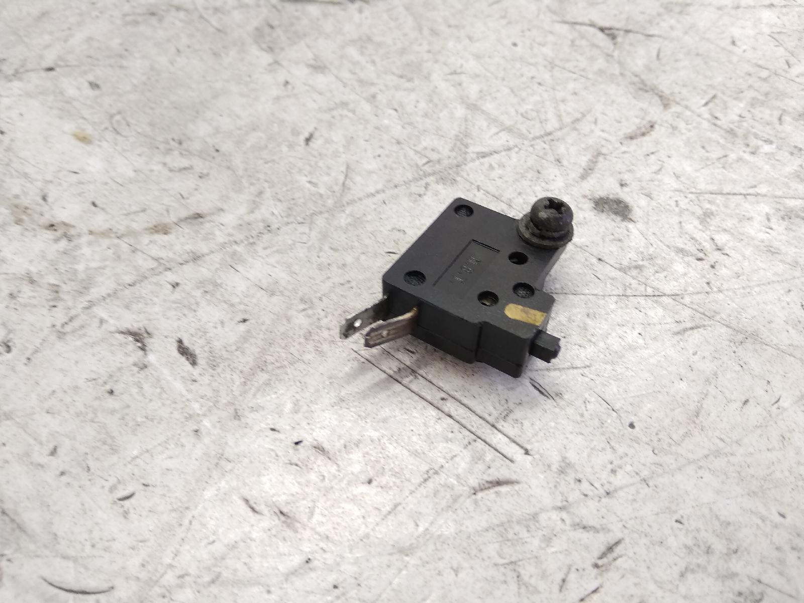 Honda ps i 125 sensore stop pompa freno anteriore 2010 2010 jf17a0af