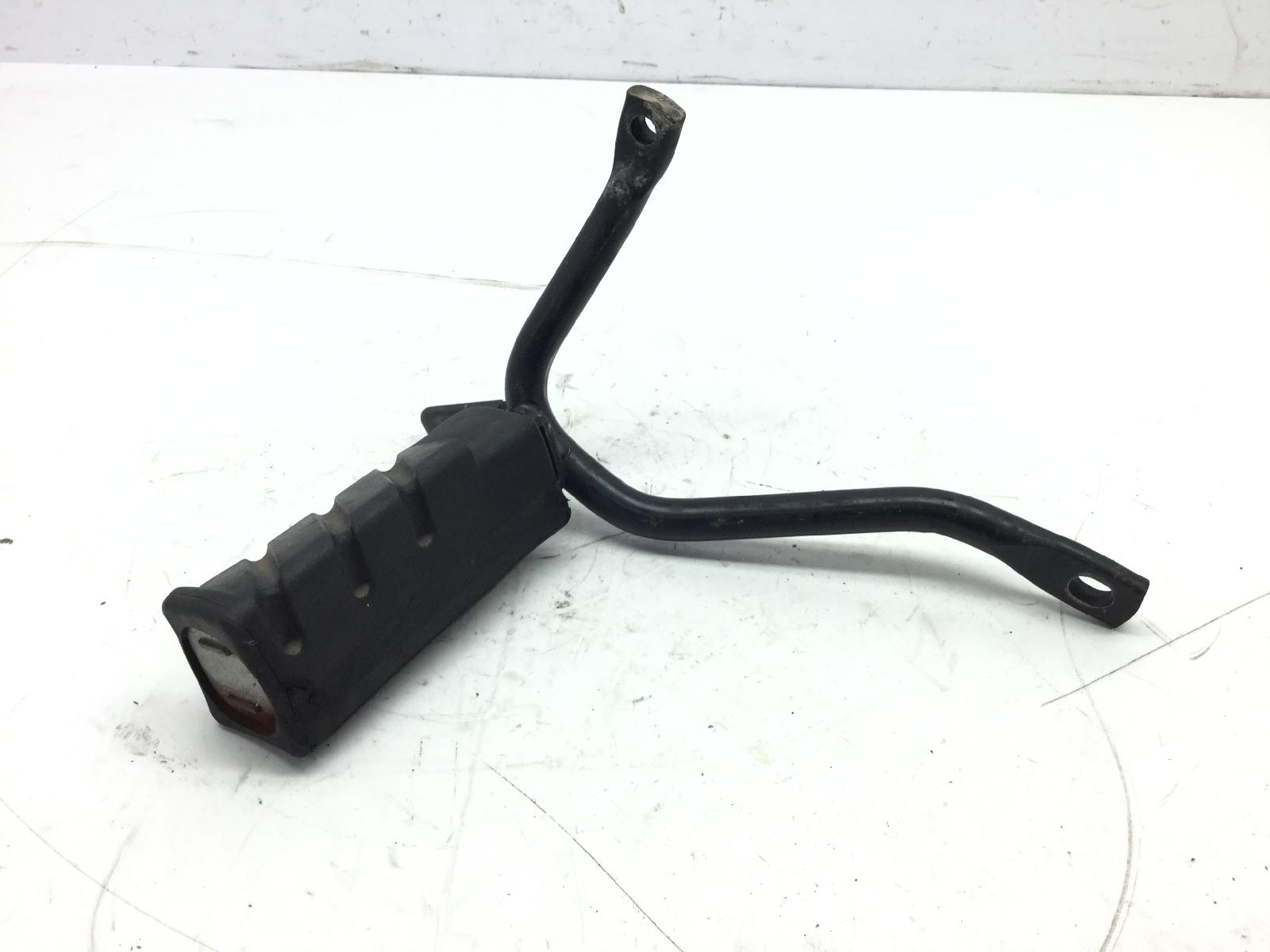 Honda ps i 125 pedana poggiapiedi posteriore destra e supporto 2010 2010 zdckf09a09f080227