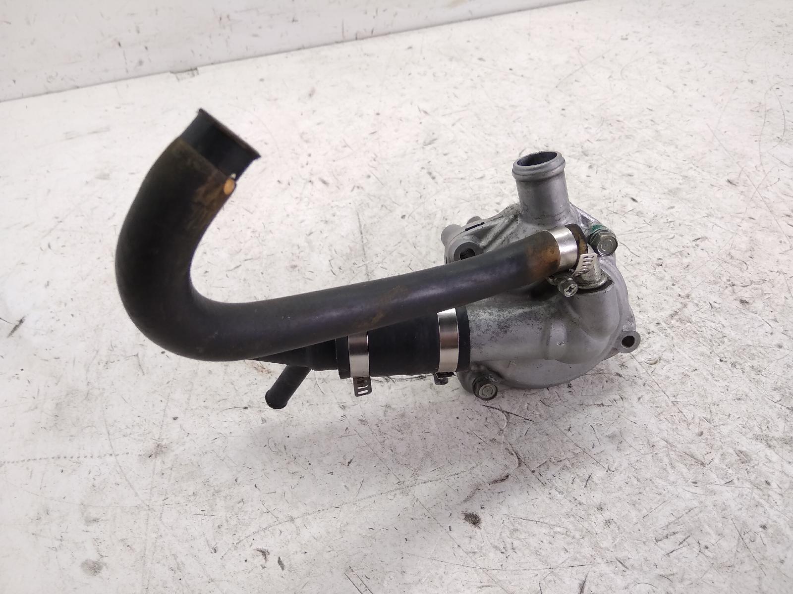 Honda sw-t abs 600 pompa acqua 2011 2011 jh2pf01d2bk