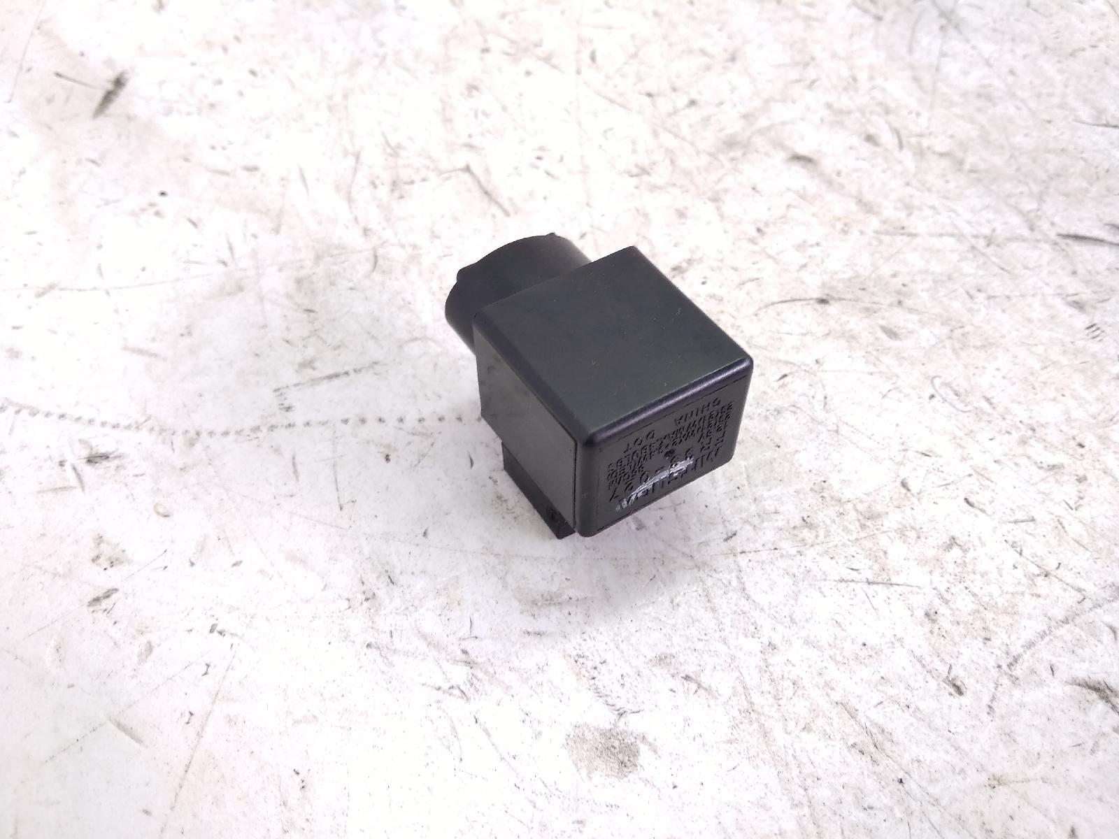 Honda sw-t abs 600 rele' intermittenza frecce 2011 2011 jh2pf01d2bk