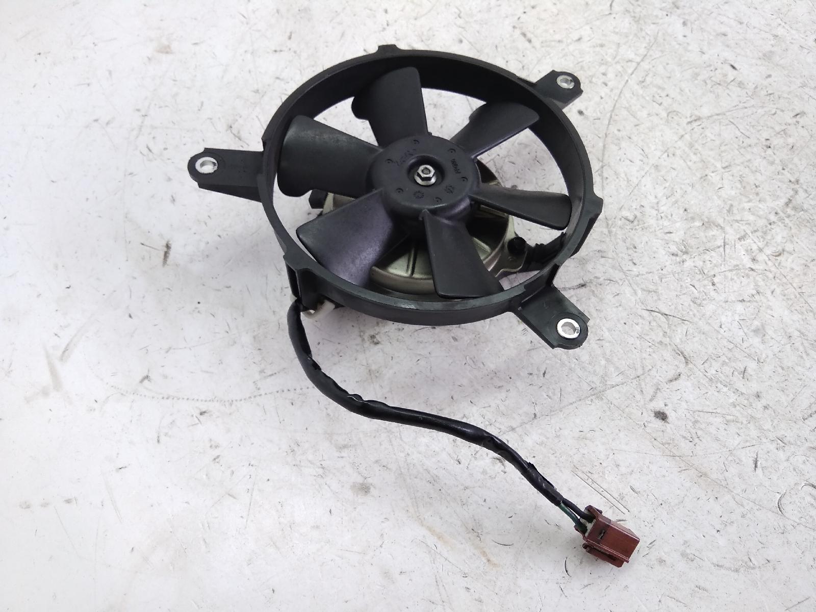 Honda sw-t abs 600 elettroventola radiatore 2011 2011 jh2pf01d2bk
