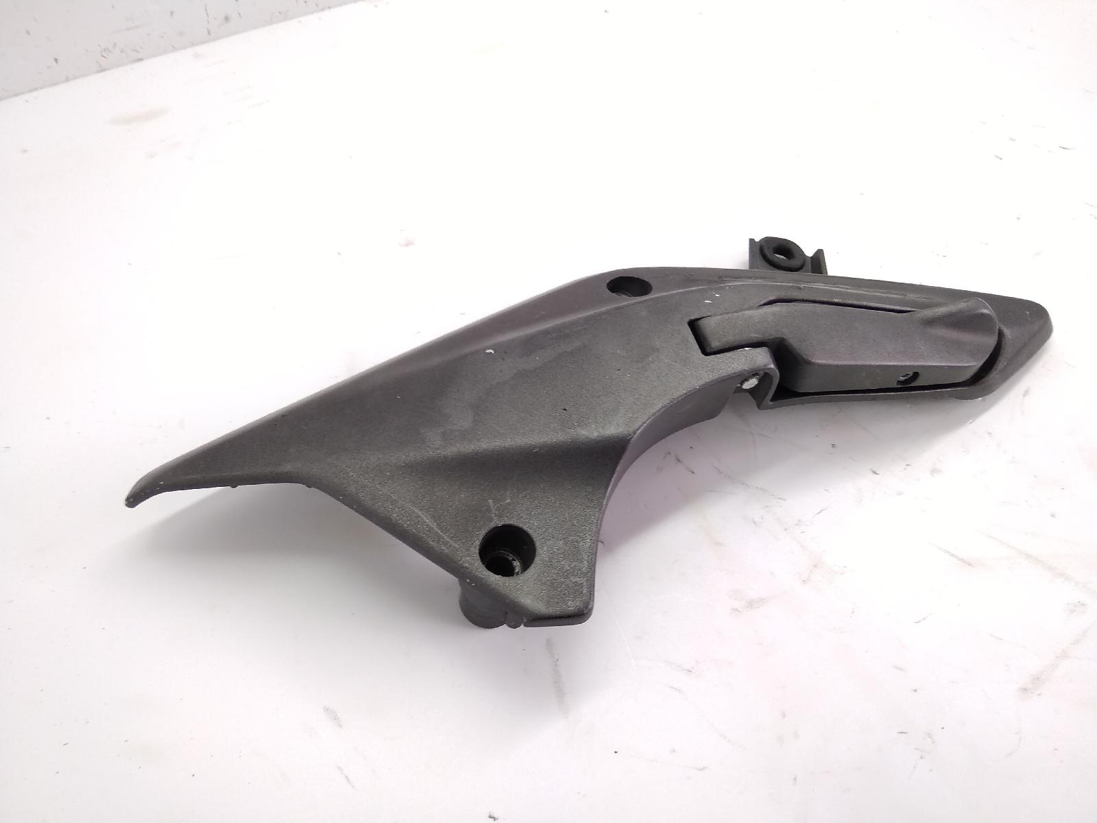 Honda sw-t abs 600 pedana posteriore sinistra e supporto 2011 2011 jh2pf01d2bk