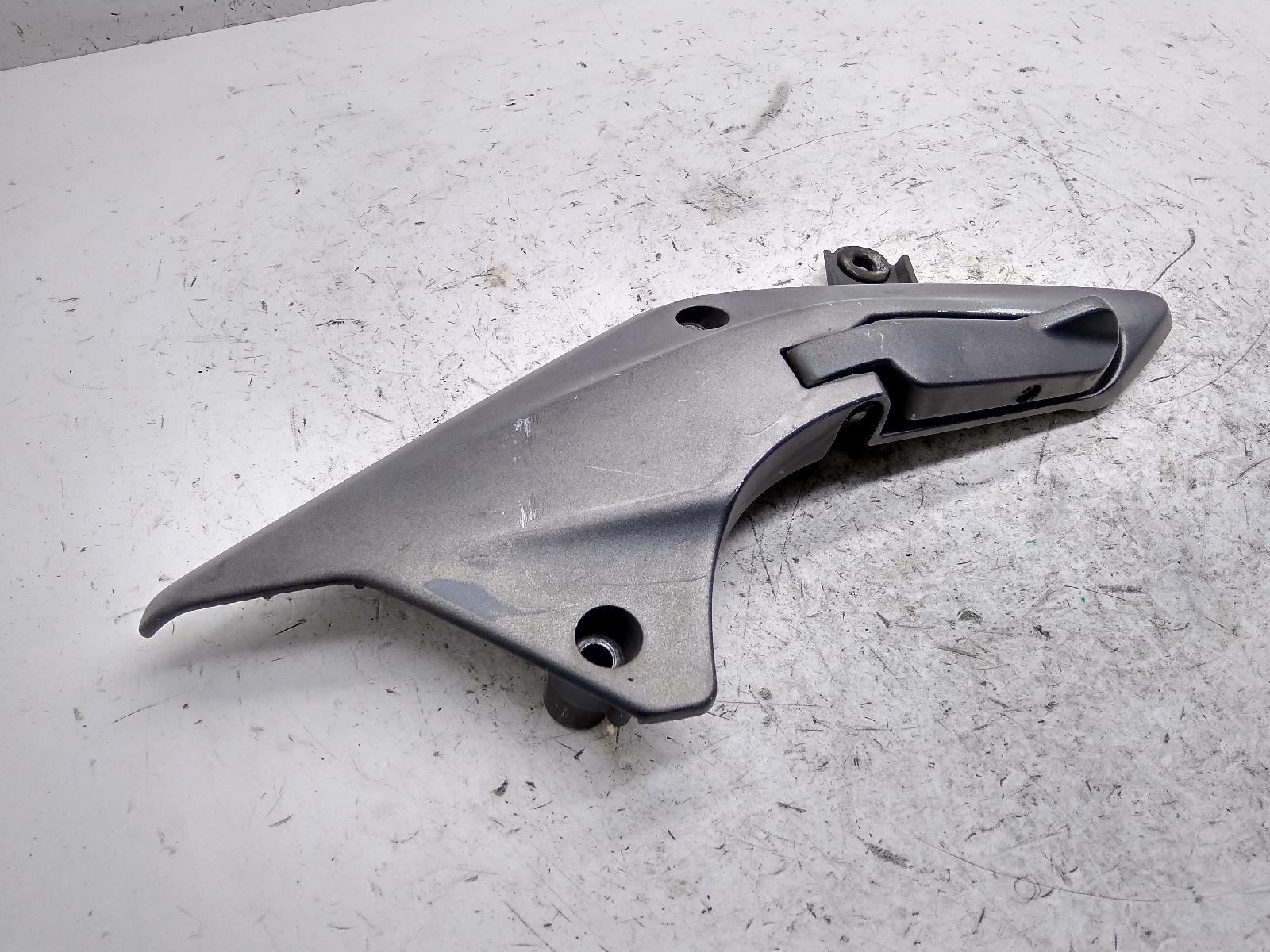 Honda sw-t abs 600 pedana posteriore sinistra e supporto 2011 2011 jh2pf01d2bk
