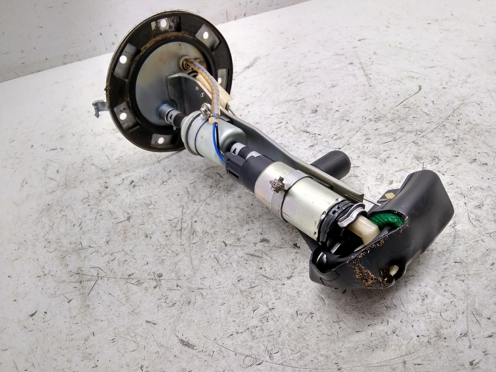Honda sw-t abs 600 pompa serbatoio benzina carburante 2011 2011 jh2pf01d2bk