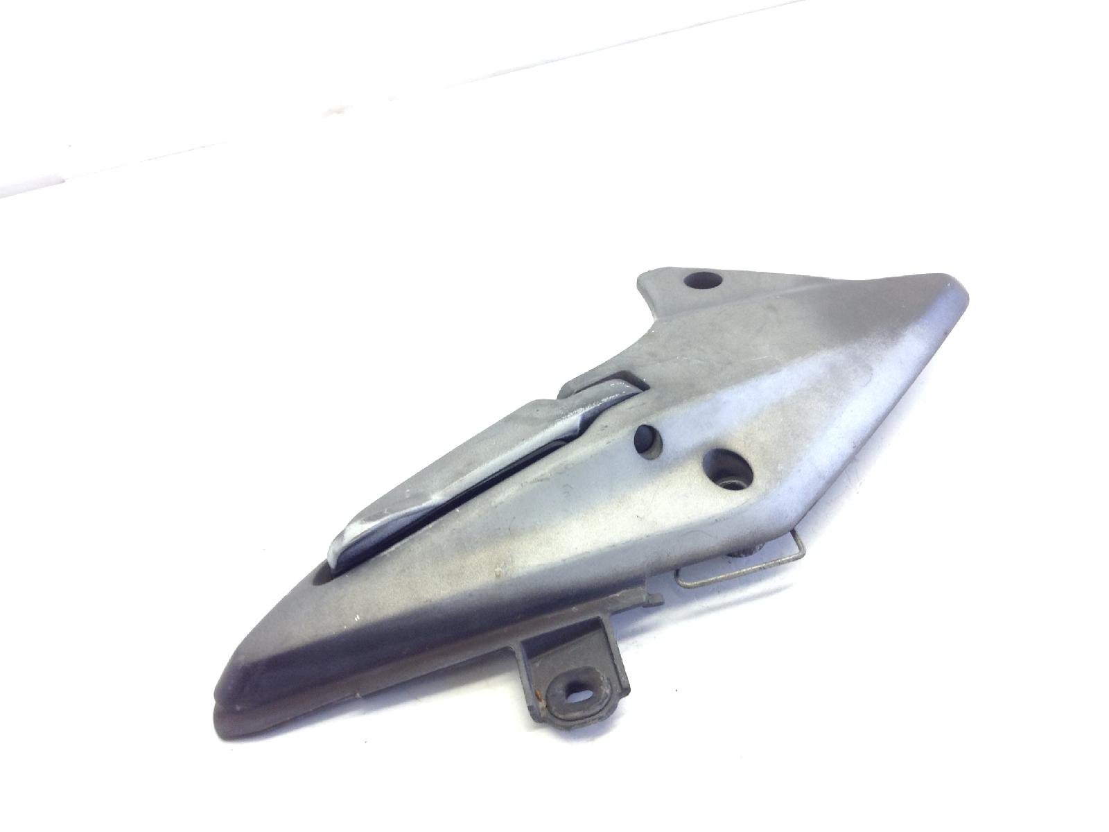 Honda sw-t abs 600 pedana poggiapiede posteriore sinistra e supporto 2011 2011 jfh2pf01d