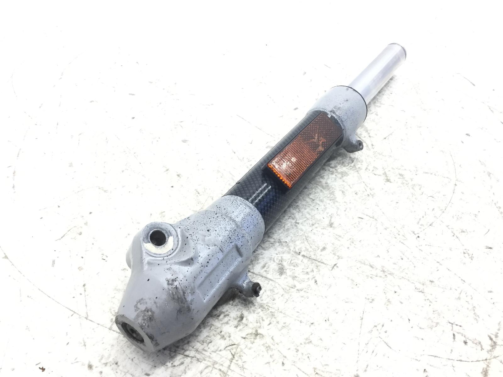 Malaguti f12 r phantom ac 50 fodero e stelo forcella destro 2007 2008 830201