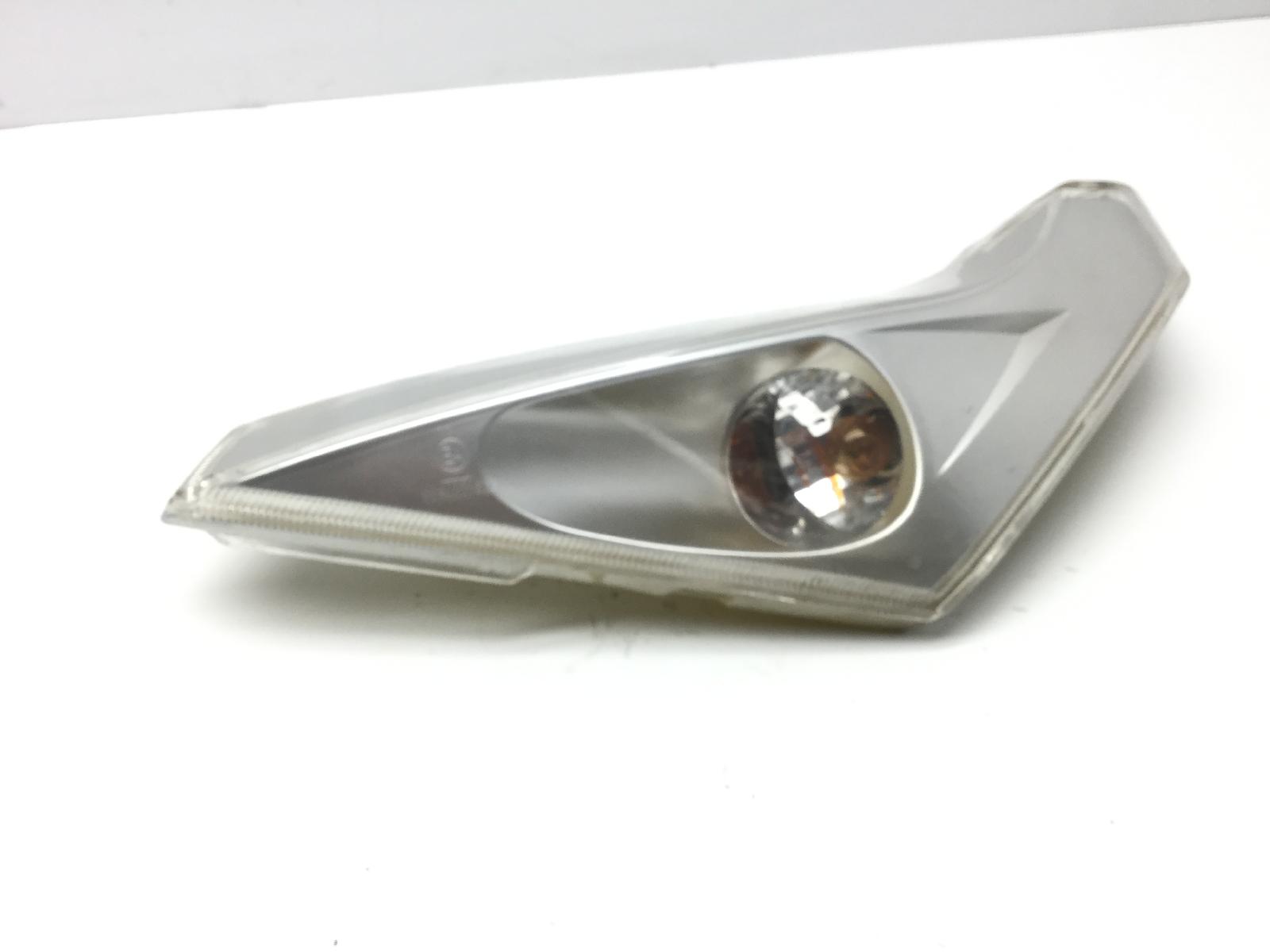 Garelli xo 125 freccia posteriore destra con crepa 2011 2011 lp5tcj4a5a