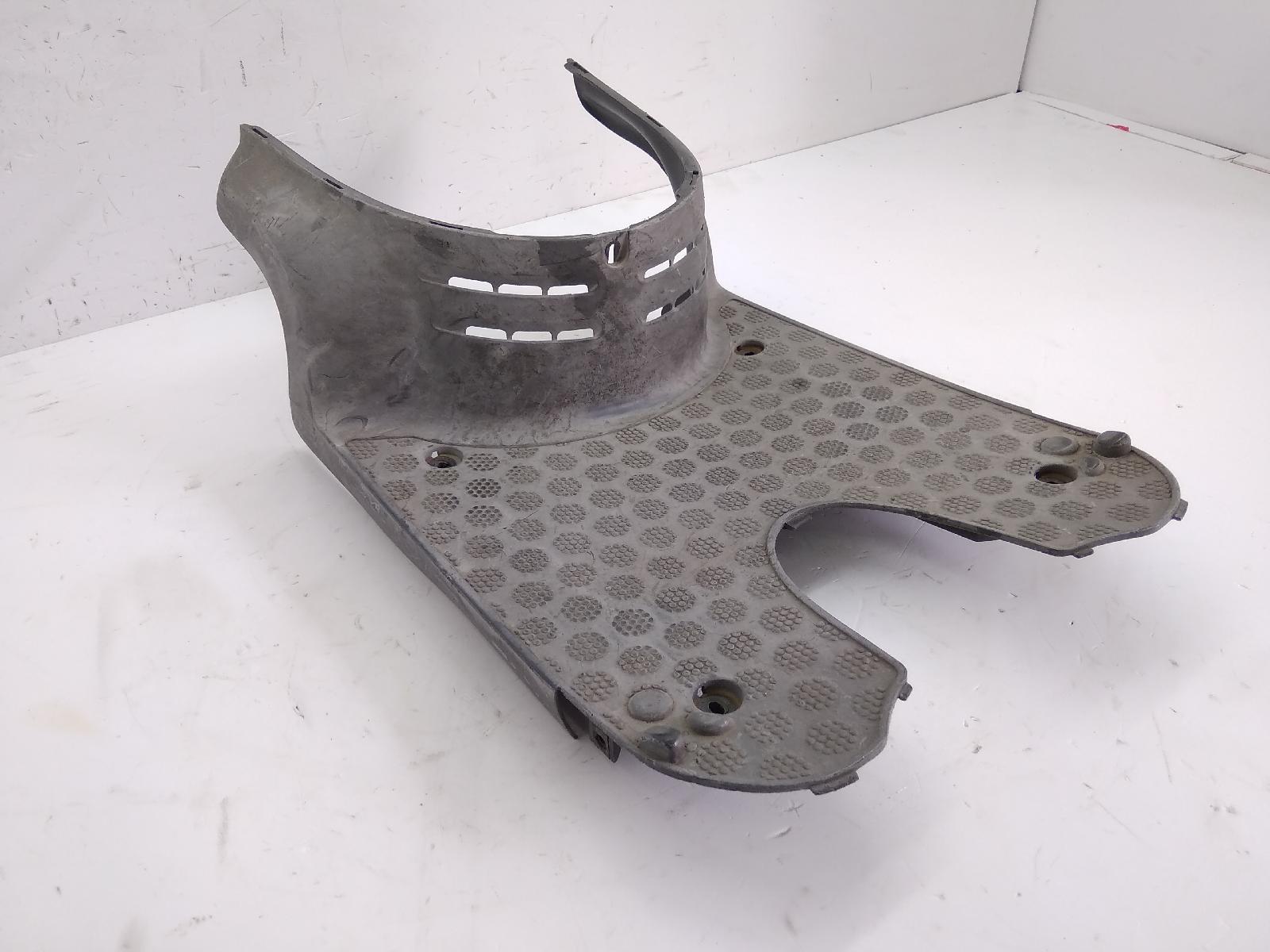 Honda sky 50 carena pedana pavimento poggiapiedi * attacco rotto 1998 2004 zdcaf43a0wf