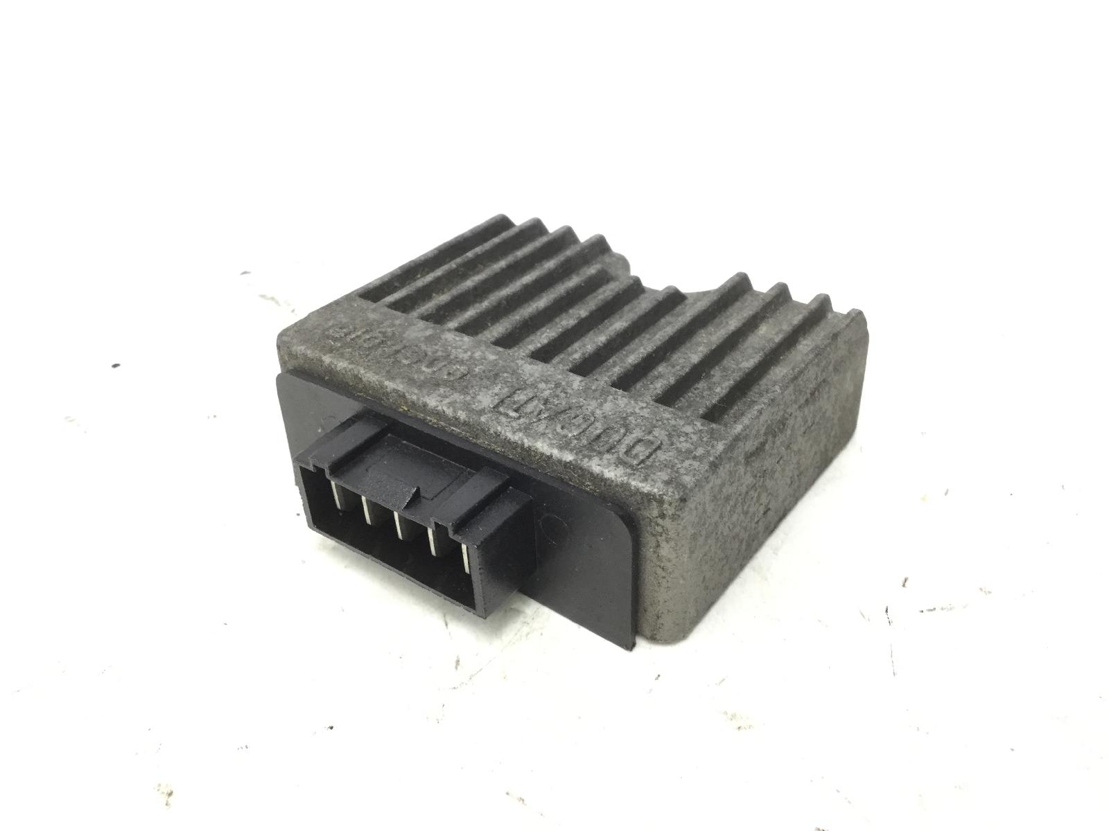 Honda sky 50 regolatore di tensione 1998 2004 af43a0