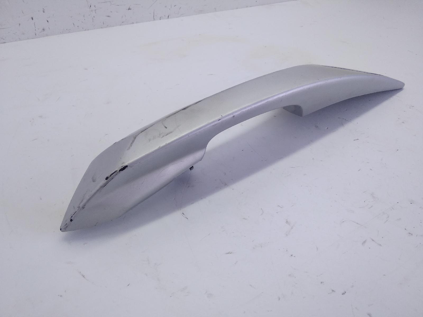 Peugeot satelis 125 maniglia posteriore sinistra 2006 2012 vgaj2aaaa