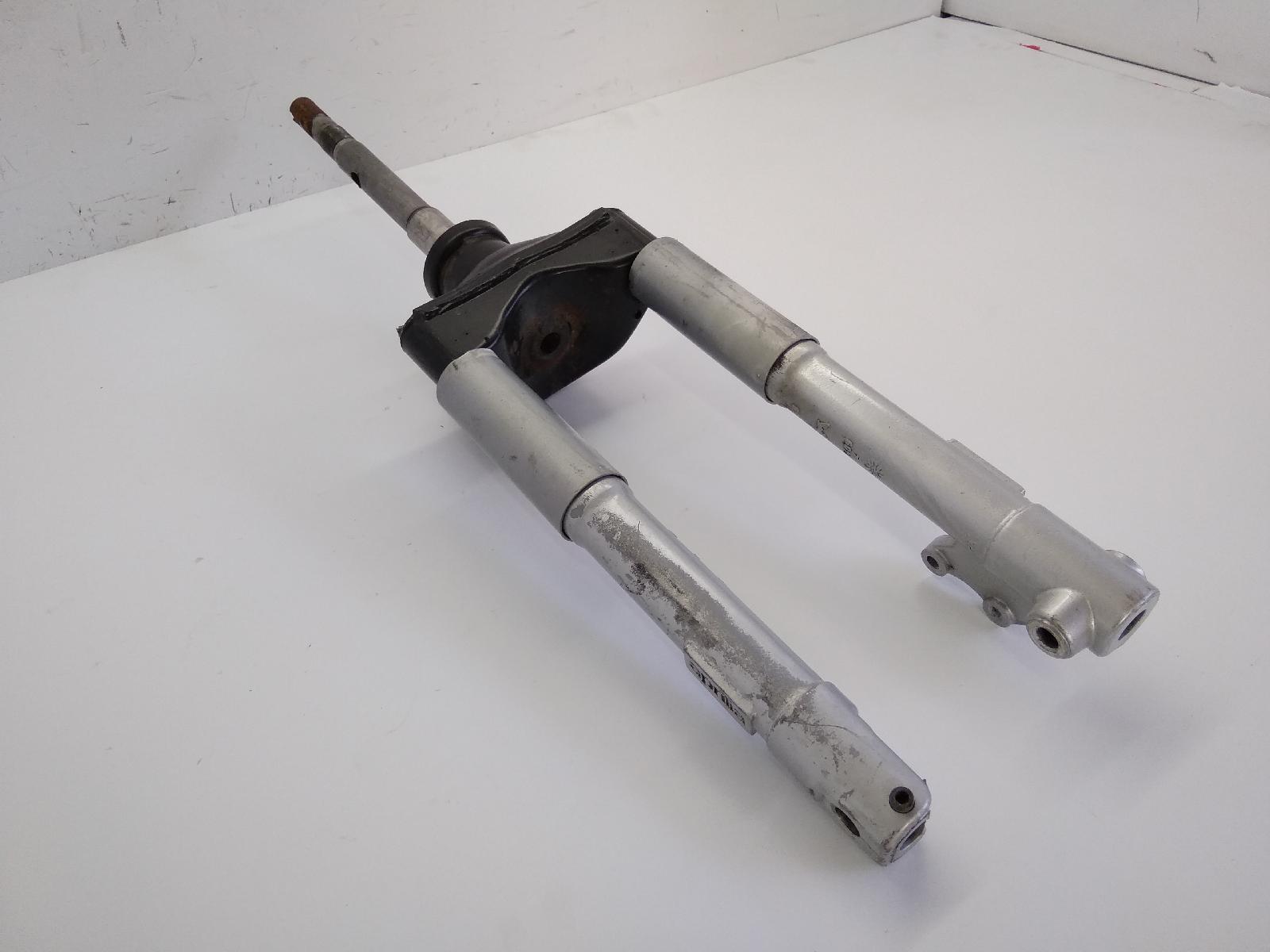 Aprilia scarabeo ditech ie 2t 50 forcella con graffi e macchie su foderi 2001 2004 sca00