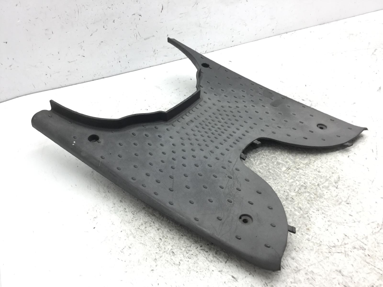 Aprilia scarabeo ditech ie 2t 50 carena pavimento pedana poggiapiedi 2001 2004 sca00