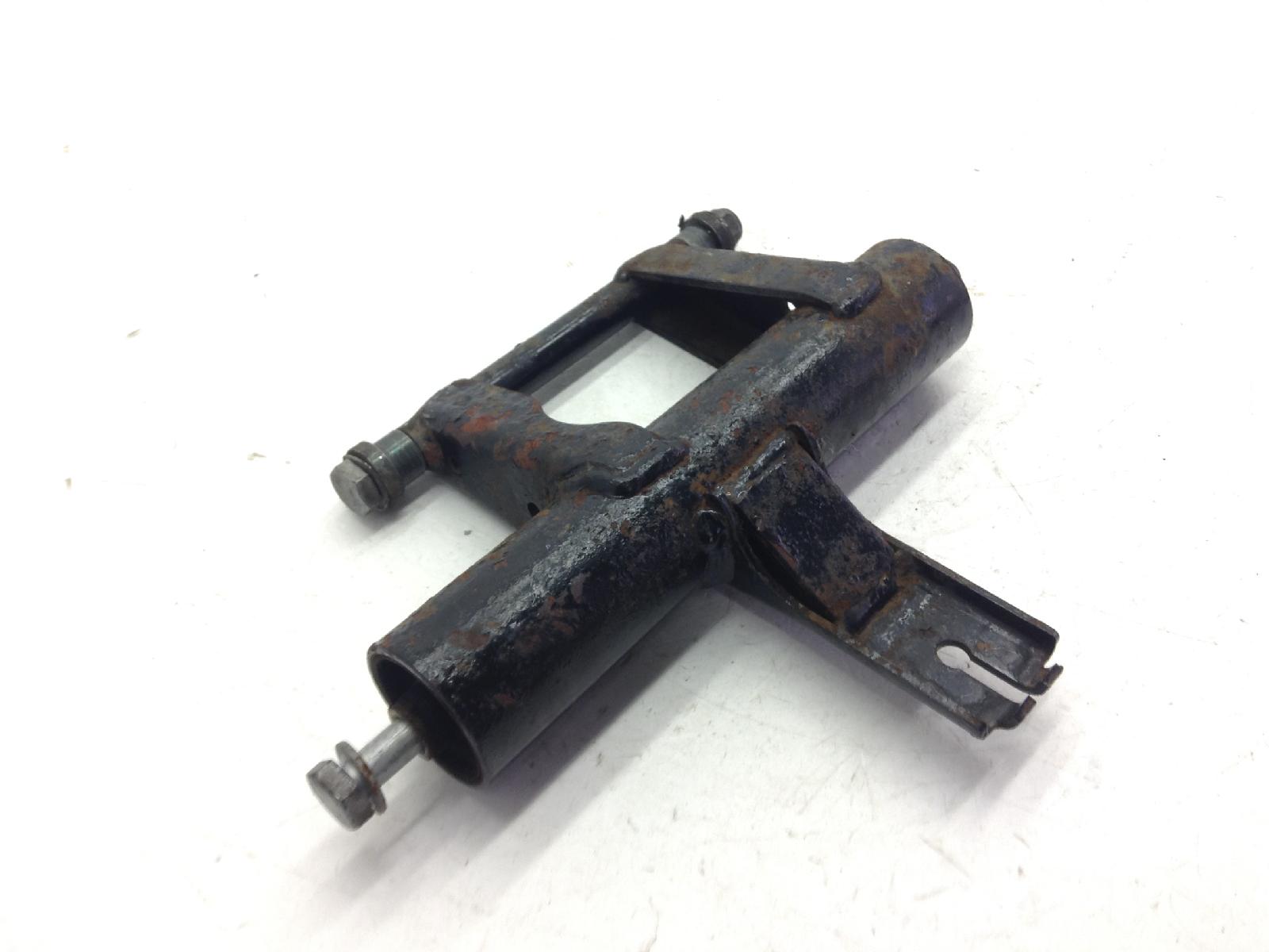 Aprilia scarabeo ditech ie 2t 50 staffa supporto motore 2001 2004 sca00