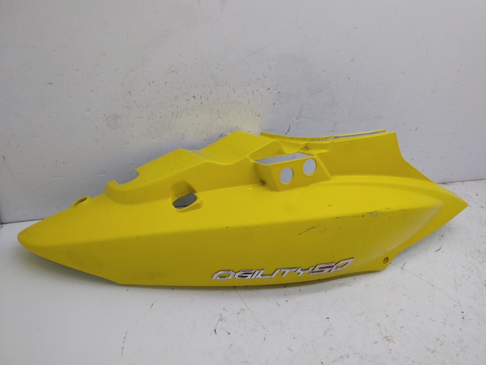 Kymco agility r12 4t 50 carena fiancata posteriore destra 2007 2008 u60050