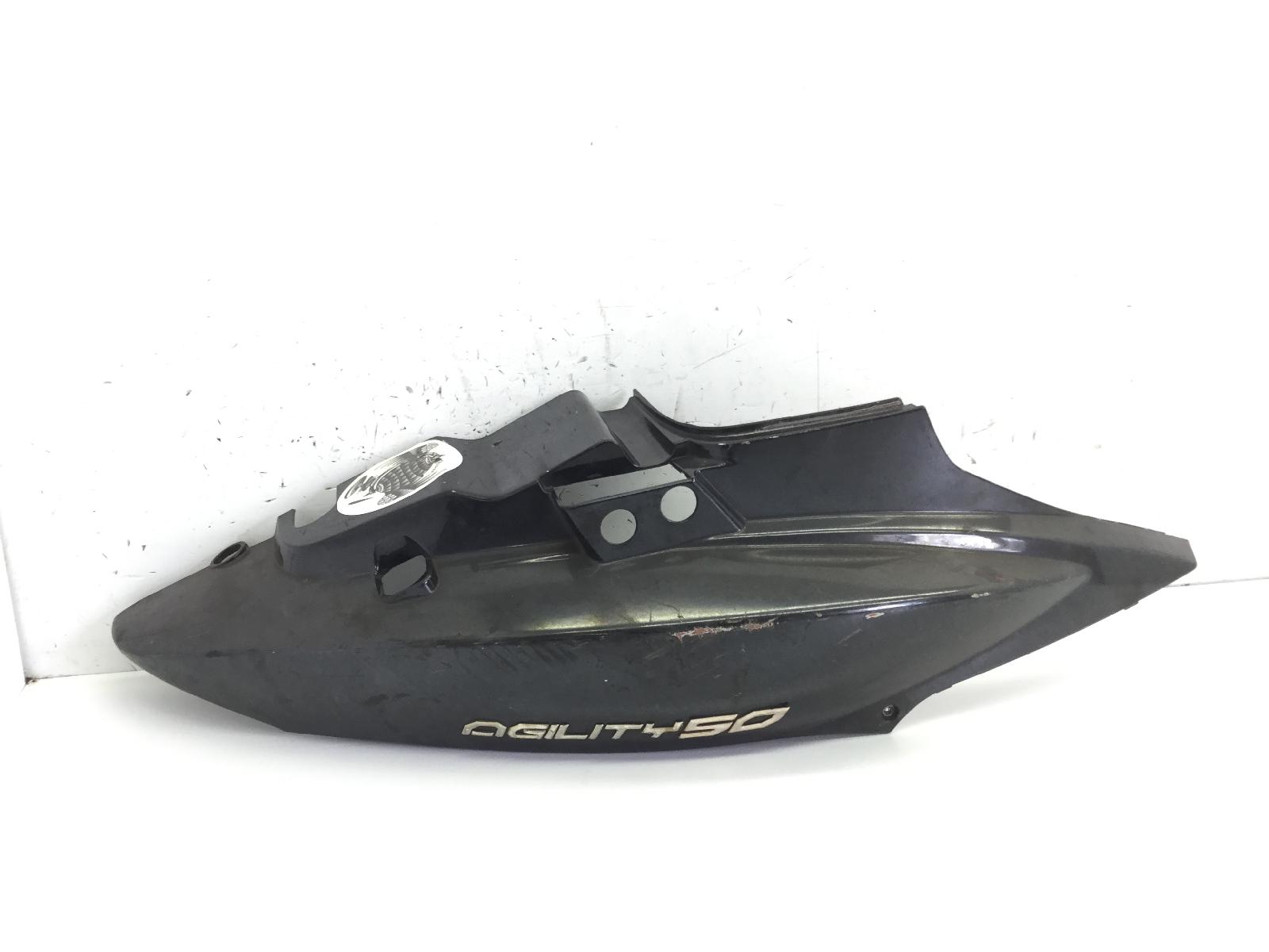 Kymco agility r12 4t 50 carena fiancata posteriore destra - attacco rotto 2007 2008 u60050