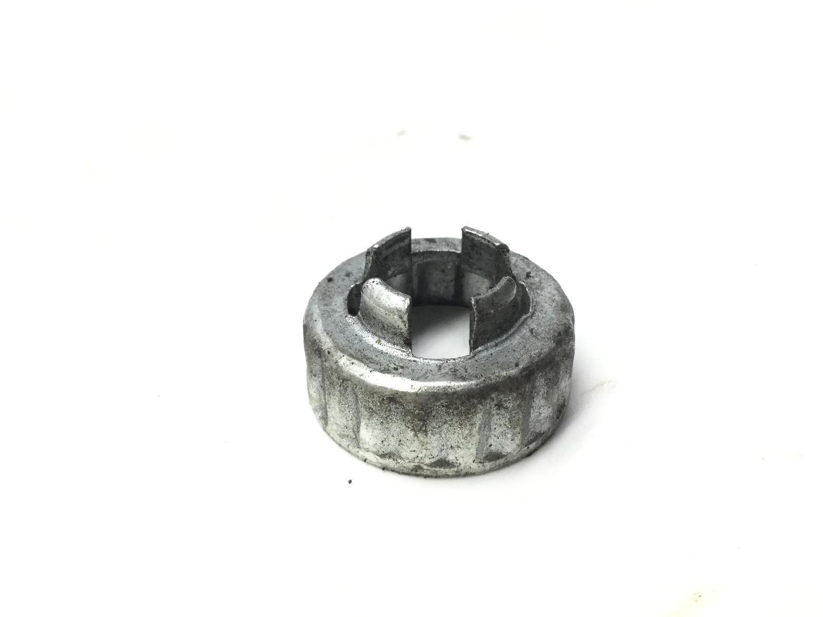 Piaggio nrg extreme 50 tappo fermo dado perno ruota - ø: 30 mm 1999 2000 c220