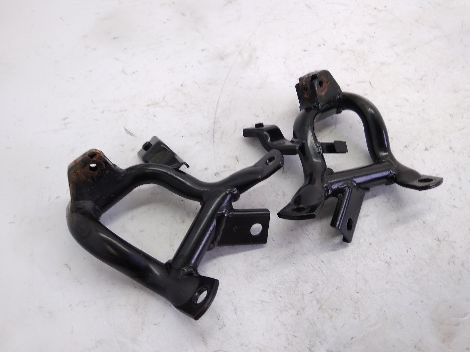 Kymco people gti abs 300 coppia supporti pedane posteriori 2014 2014 v40010