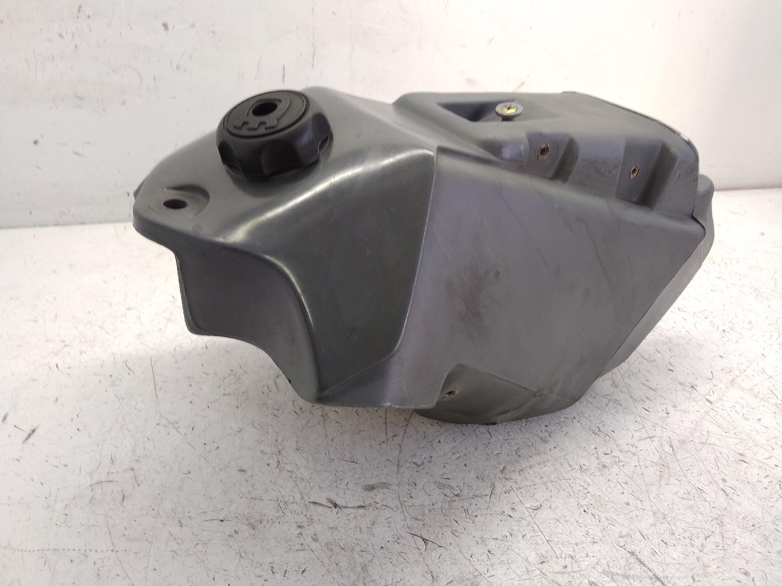 Husqvarna sm 610 s 577 serbatoio benzina carburante *tappo con sfiato rotto 2004 2004 h701aa