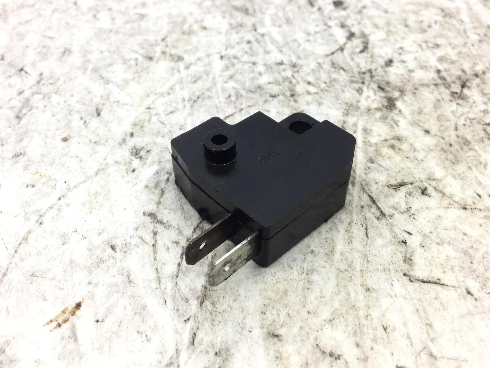 Kawasaki zr-7 750 sensore stop microstop freno anteriore destro 2001 2001 zr750ffa