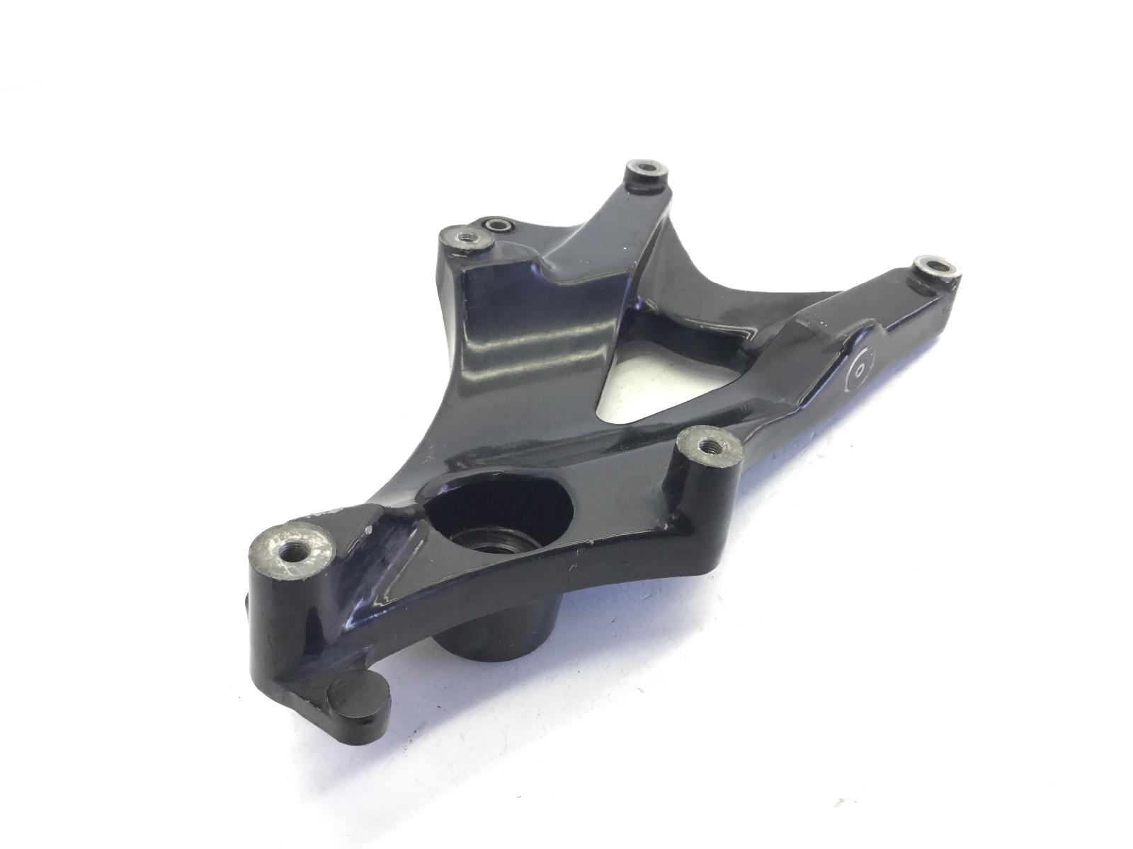 Yamaha xenter hw 150 staffa supporto scarico marmitta 2012 2016 sg231