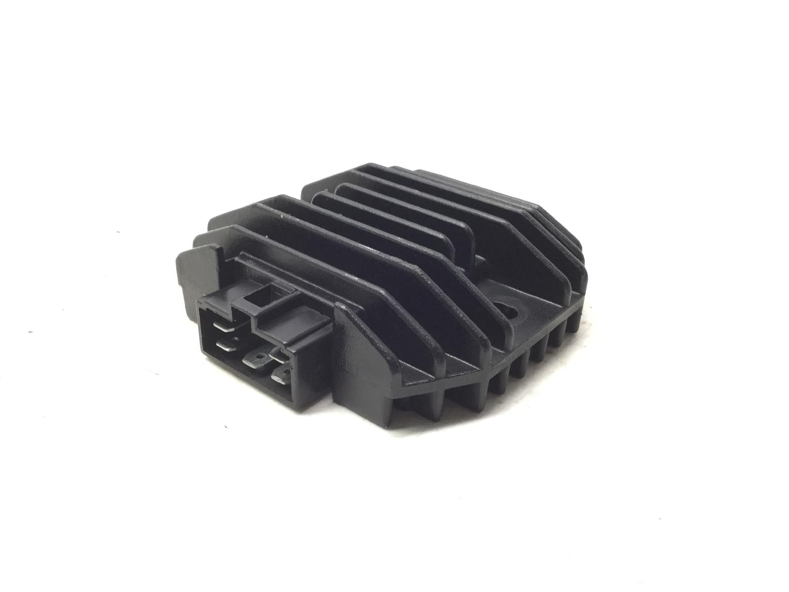 Yamaha xenter hw 150 regolatore di tensione 2012 2016 sg231