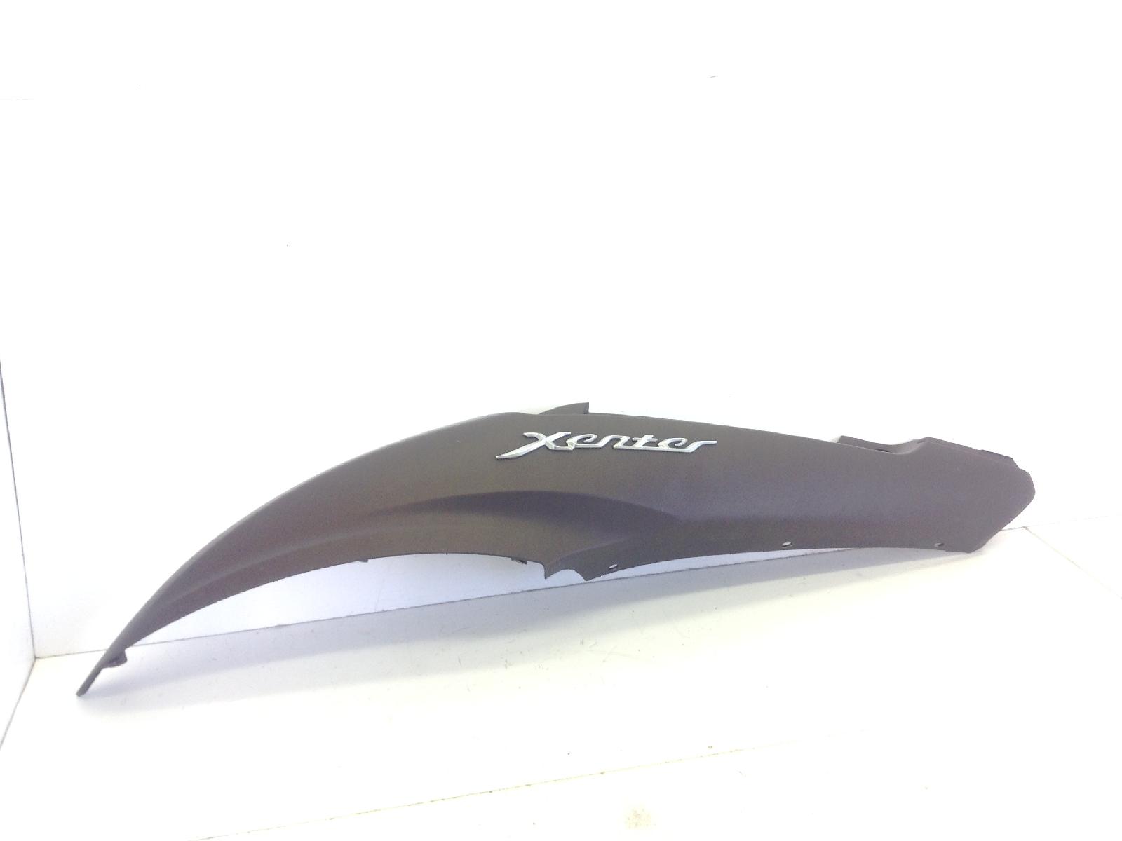 Yamaha xenter hw 150 carena fiancata posteriore sinistra - attacco rotto 2012 2016 sg231